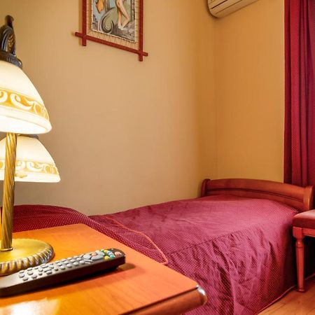 Hotel Denis Daneş Zewnętrze zdjęcie